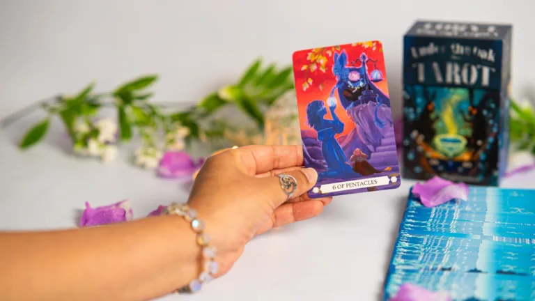 Diferencia entre tarot terapéutico y tarot predictivo